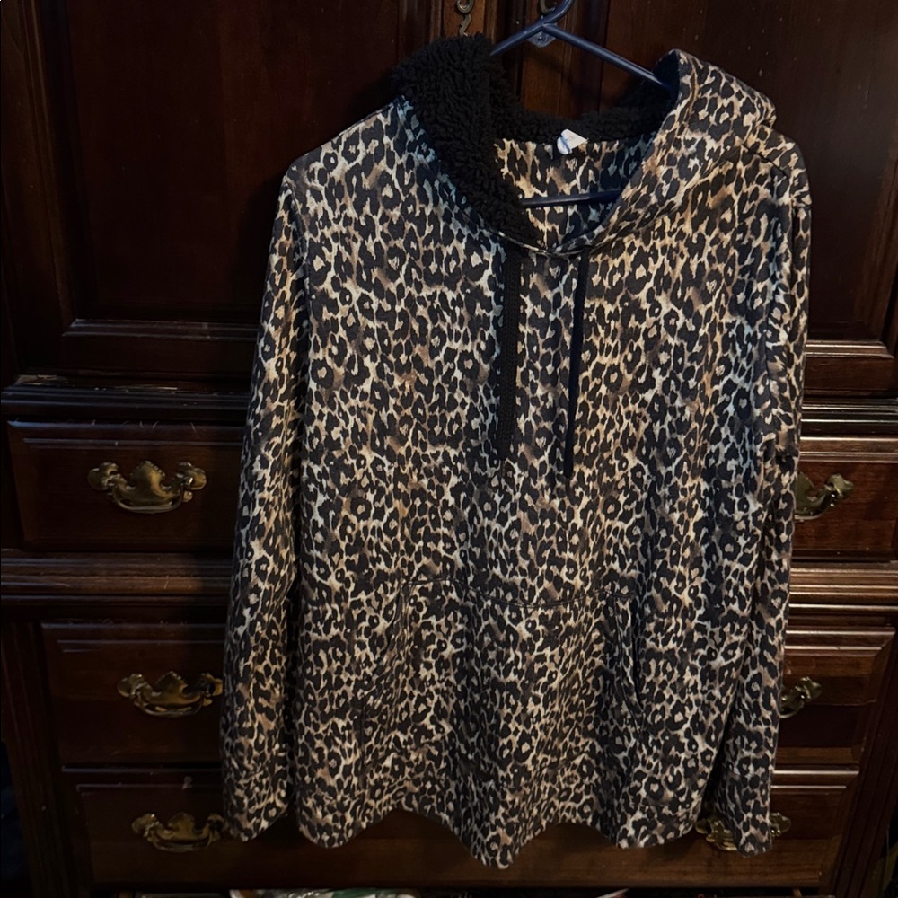 Ideology Leopard Print Hooded Jacket - Black & Cream